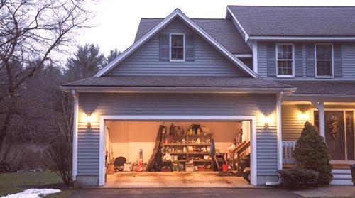 Slijepa vrata na garaži: modeli za zagrijavanje garažnih vrata