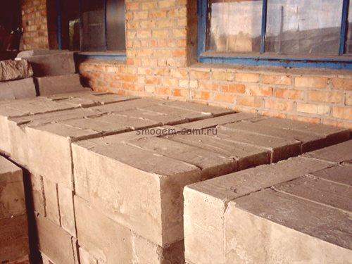 Proizvodnja in sestava neavtoklaviranega prezračevanega betona in avtoklavsko utrjevanje