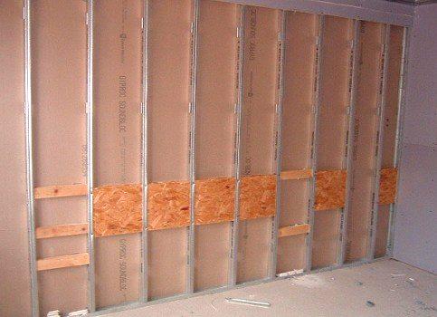 Kako napraviti rešetku ispod suhozida na zidu: 3 načina da se to popravi