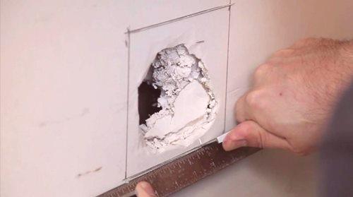 Kako zapreti luknjo v suhozidu na steni? Kako popraviti in očistiti luknjo v drywall