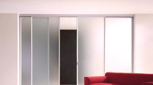 Алуминијумска врата (60 фотографија): улазни глухи производи и стакло са профилом, топли системи за приватну кућу, дизајн