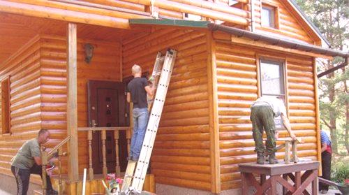 Fasadna barva za lesa na prostem: najboljša barva za fasado lesene hiše, pretok 1m2, pregledi