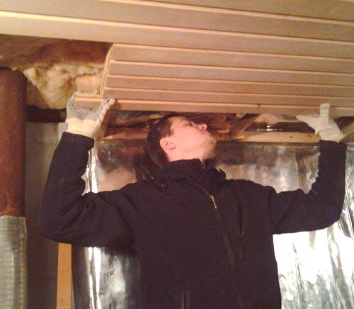 Podrobna navodila: kako izolirati strop v kopeli