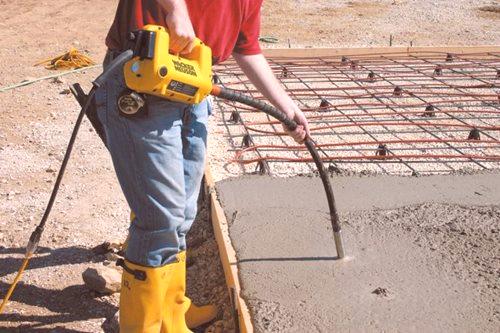 Вибрация на бетона: как да укрепим подсилената замазка? 60 снимки, методология на работа, професионални съвети