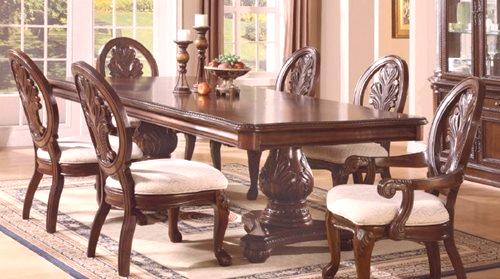 Дрвени столови (186 фотографија): столна плоча од масивног дрвета и плоча, бирамо дизајнерски сто са столицама и клизним моделима кафе