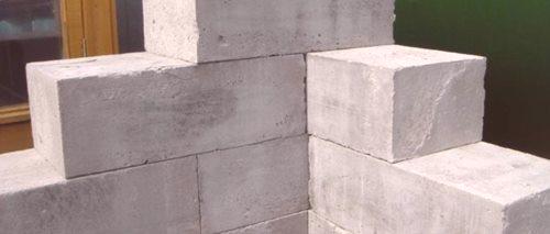 Predelne stene iz suhozida, gaziranega betona, penjenega betona - kar je bolje