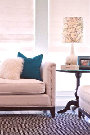 Jastuci za kauč (93 fotografije): dekorativni modeli u dnevnoj sobi