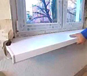 Kako namestiti plastično okensko polico