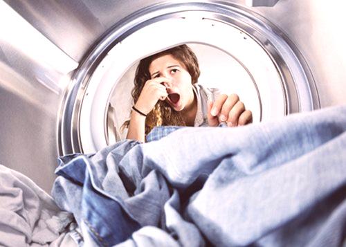 Как да премахнем лошия дъх от пералната машина и как да го предотвратим