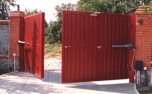 Декоративни метални врати с порта: процес на производство и снимки
