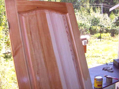Popravak unutarnjih drvenih vrata: kako obnoviti platno, restauraciju vlastitim rukama