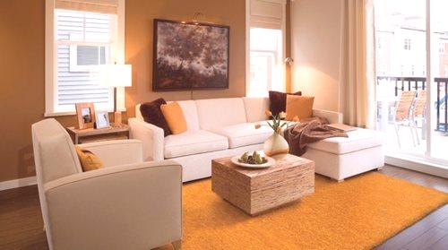 Едностенни килими: бежов килим с ниска купчина памучни, жълти подови настилки на пода