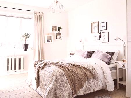 Nenavadna spalnica v skandinavskem slogu: skromna, a privlačna rešitev