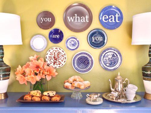 Plošče na steni - kako najbolje urediti elemente dekoracije? 71 Ideja za foto-okras